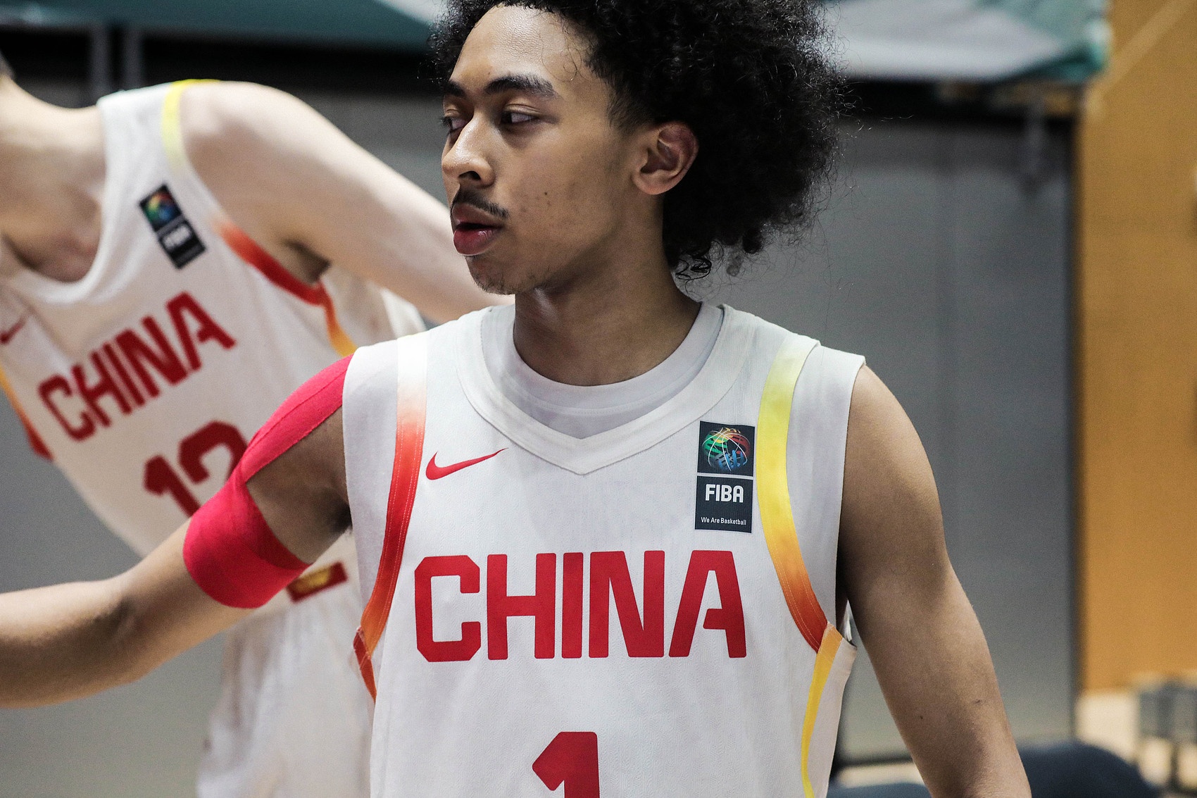 mk体育-成库里品牌签约首位中国球员！朱正:当然求之不得 库里是我的偶像