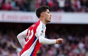 罗马诺：哈弗茨膝盖受伤&amp;几小时内评估伤情，阿森纳考虑引援